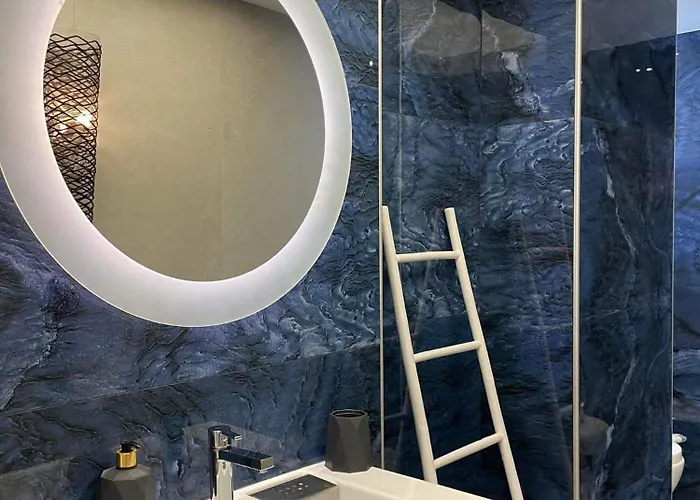 فيلة Sevil لاخنيا